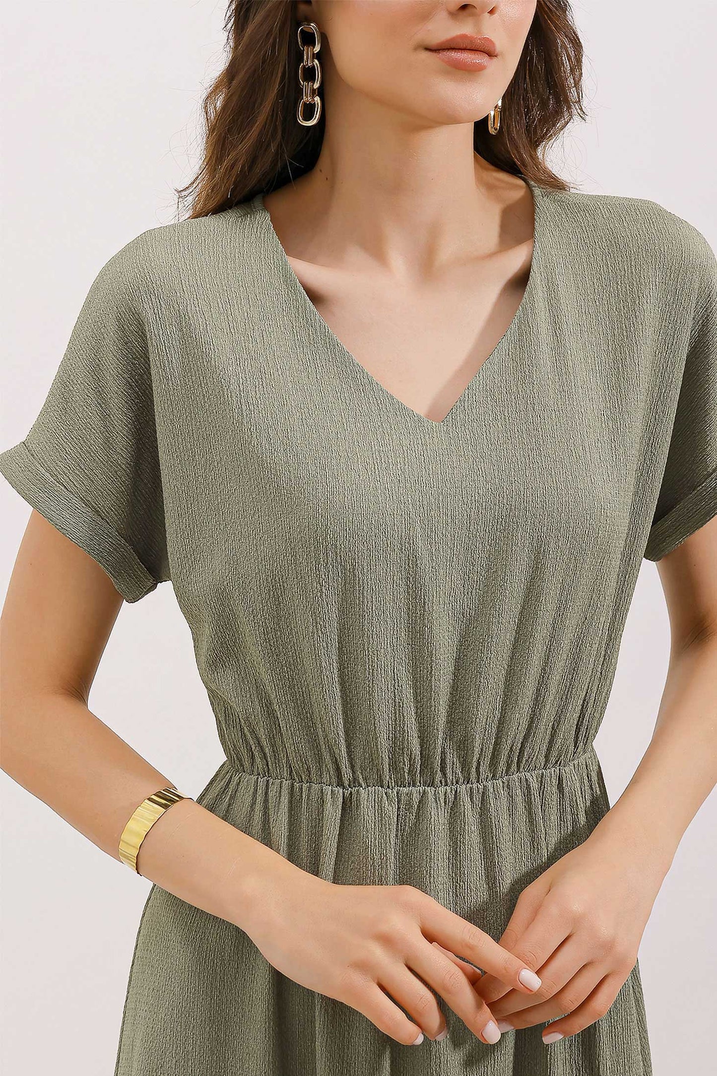 Robe Tricotée Fendue À Col En V