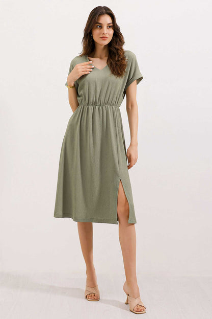 Robe Tricotée Fendue À Col En V